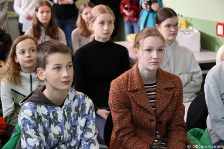 Letošnji otroški parlament na občinski ravni v središče postavlja duševno zdravje mladih (8)